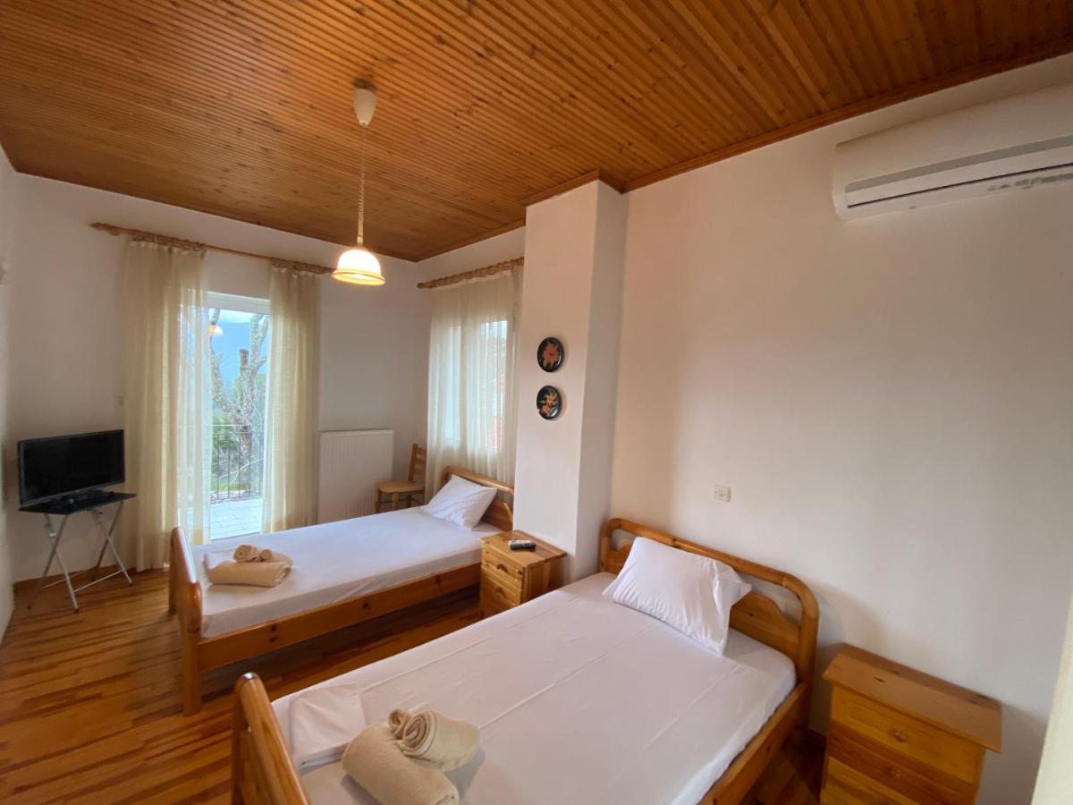 Casa Georgia Villa Pramanta Bagian luar foto