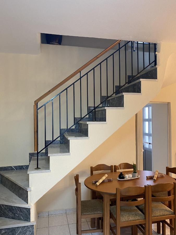 Casa Georgia Villa Pramanta Bagian luar foto